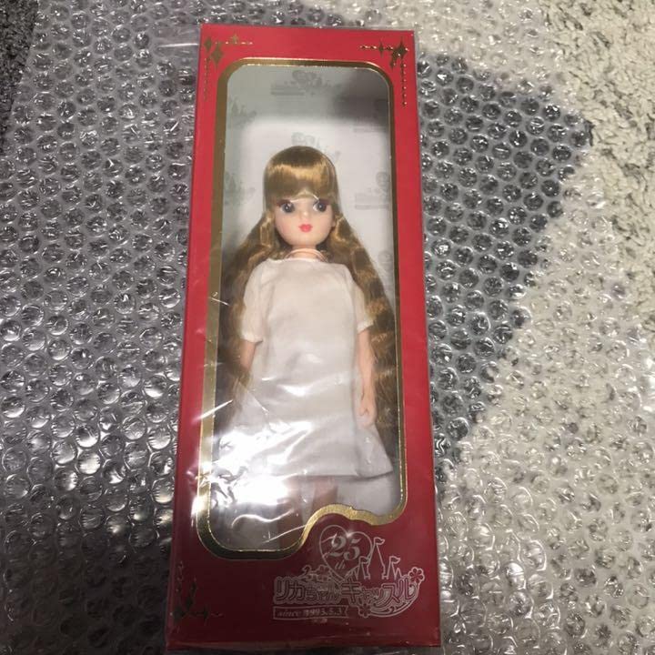 【新品】復刻版 初代 リカちゃん リカちゃんキャッスル 25周年記念 ドール Amazon | 復刻版 初代 リカちゃん リカちゃんキャッスル 25周年